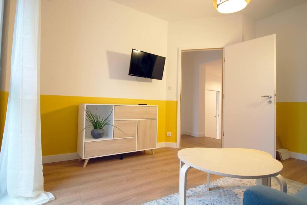 B&B Jaune, Appartement Independant, Parking, Wifi Pres De Strasbourg Ittenheim Exterior photo